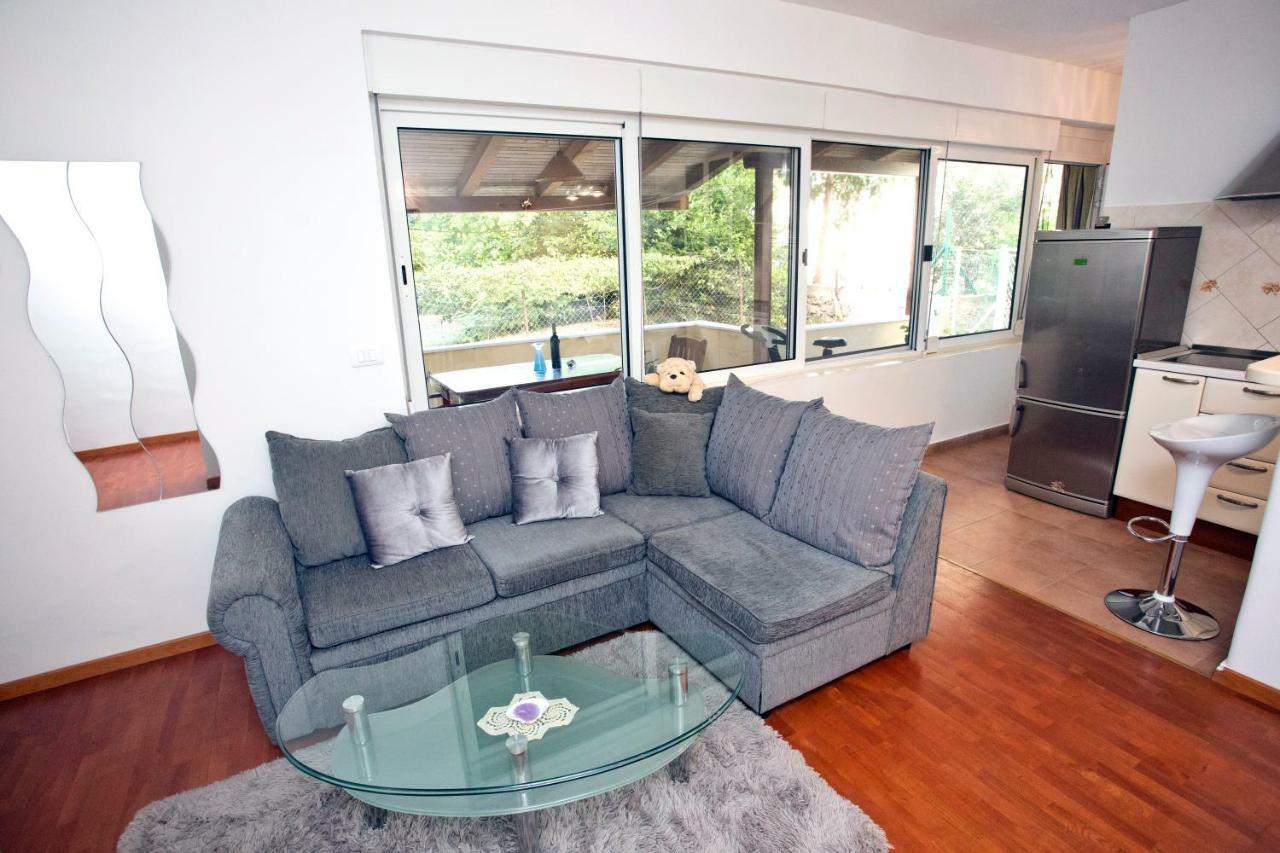 Tera Apartment Near Bacvice Beach And City Centre Split Buitenkant foto